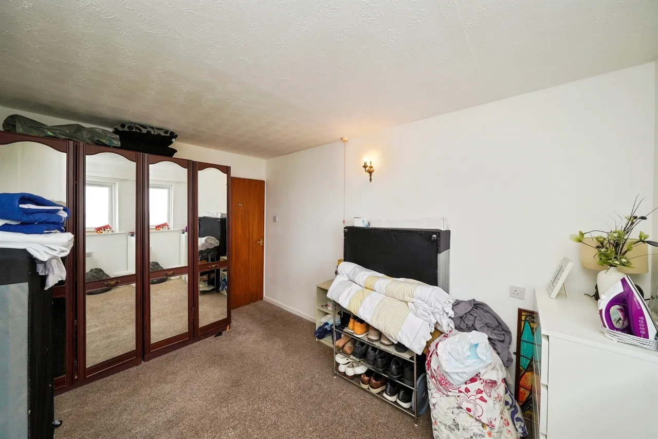 Montpellier Crescent, Wallasey, photo 6