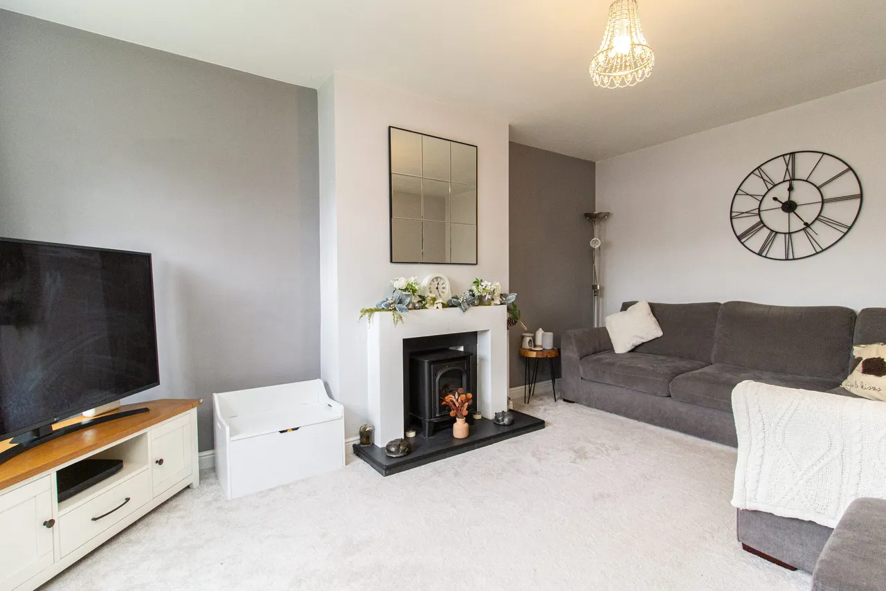 Hampton Close, Church Crookham, Fleet, GU52 8LB, photo 3