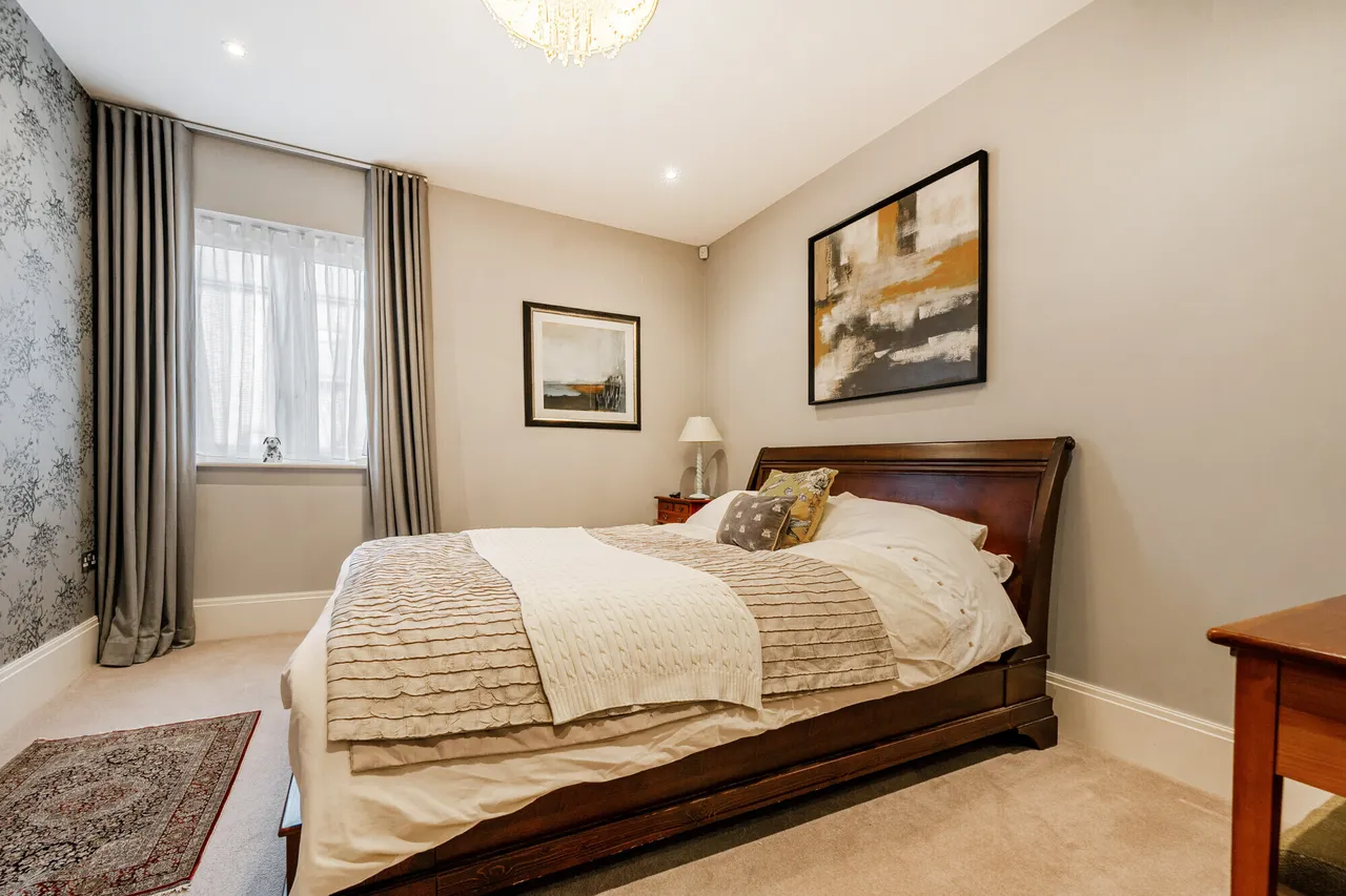 Cockfosters Road, Hadley Wood, EN4, photo 8