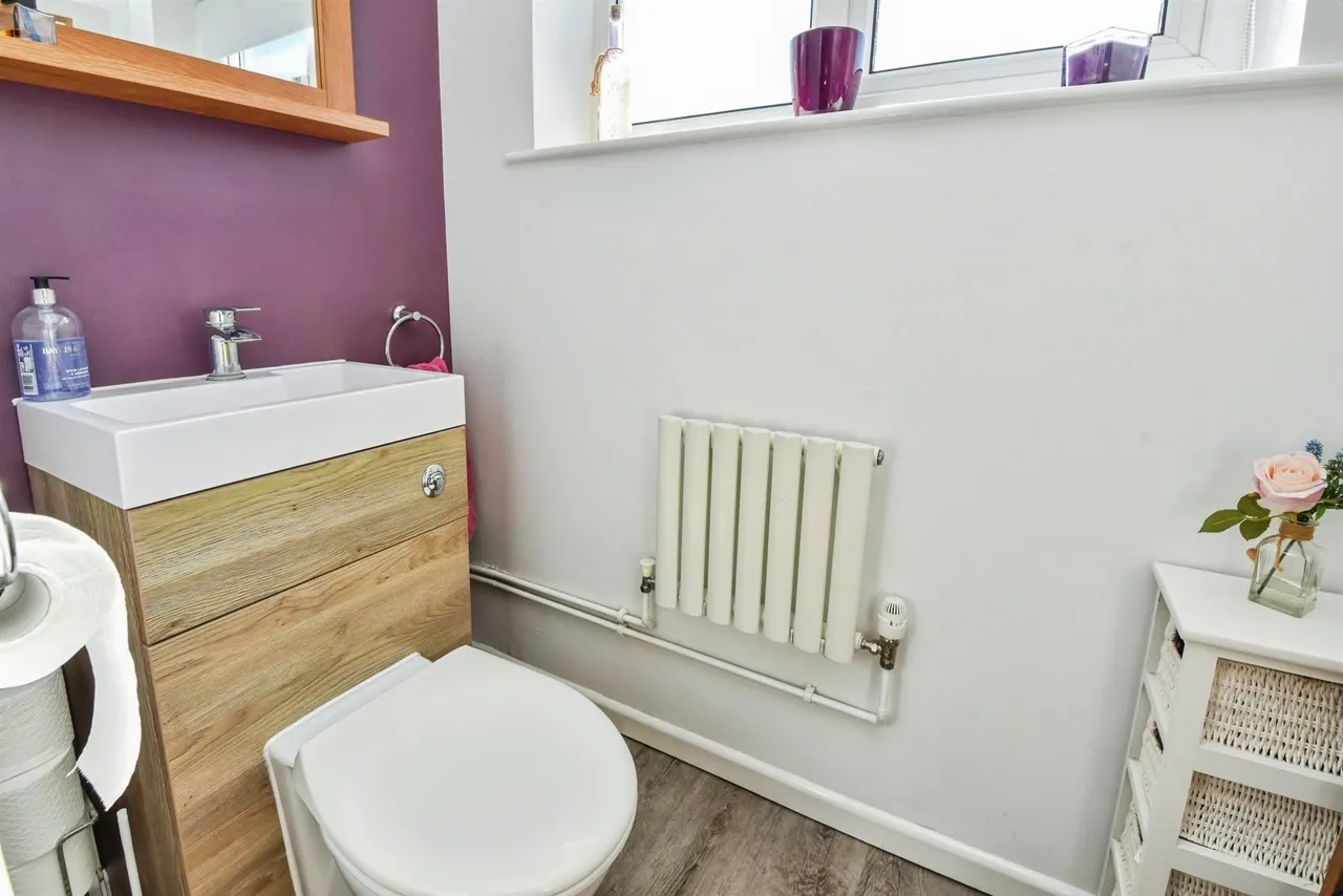 Nightingale Avenue, FROME, photo 8