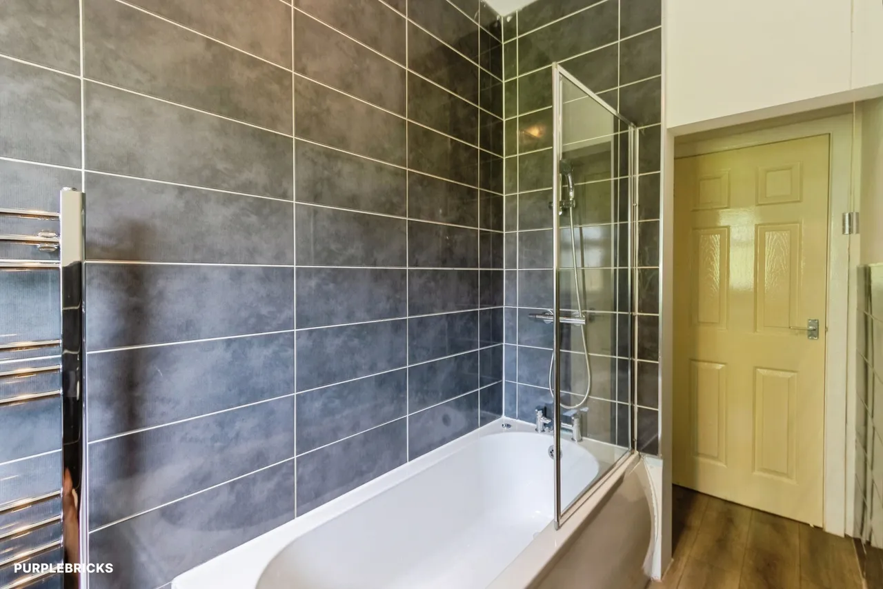 Weeland Road, Wakefield, WF4, photo 10