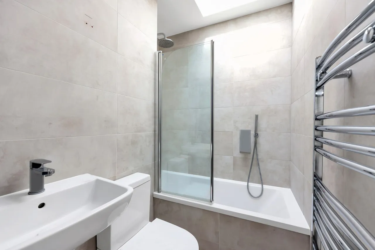 22 Primrose Road, London, E10 5ED, photo 11