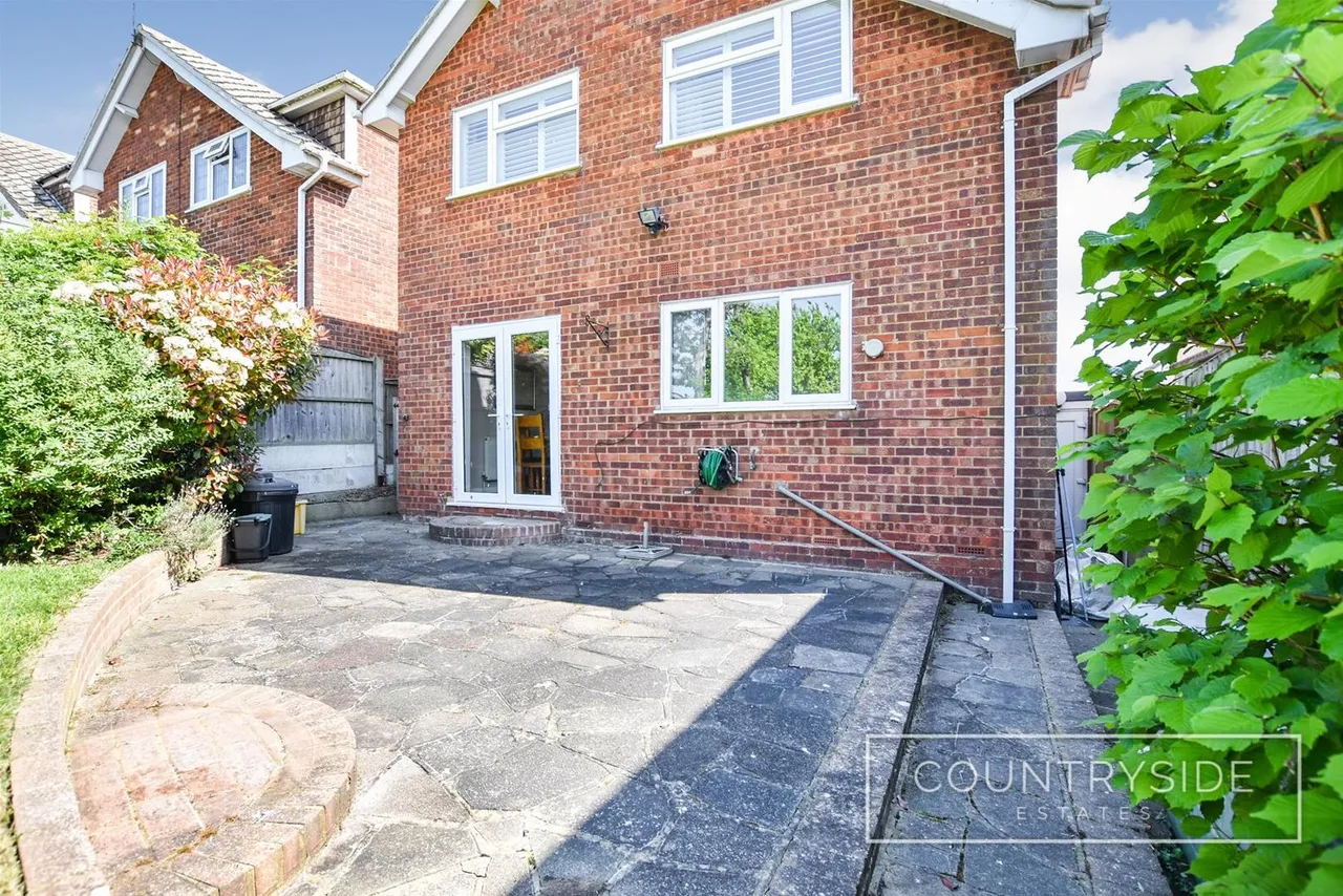 Shorefields, Benfleet, photo 16