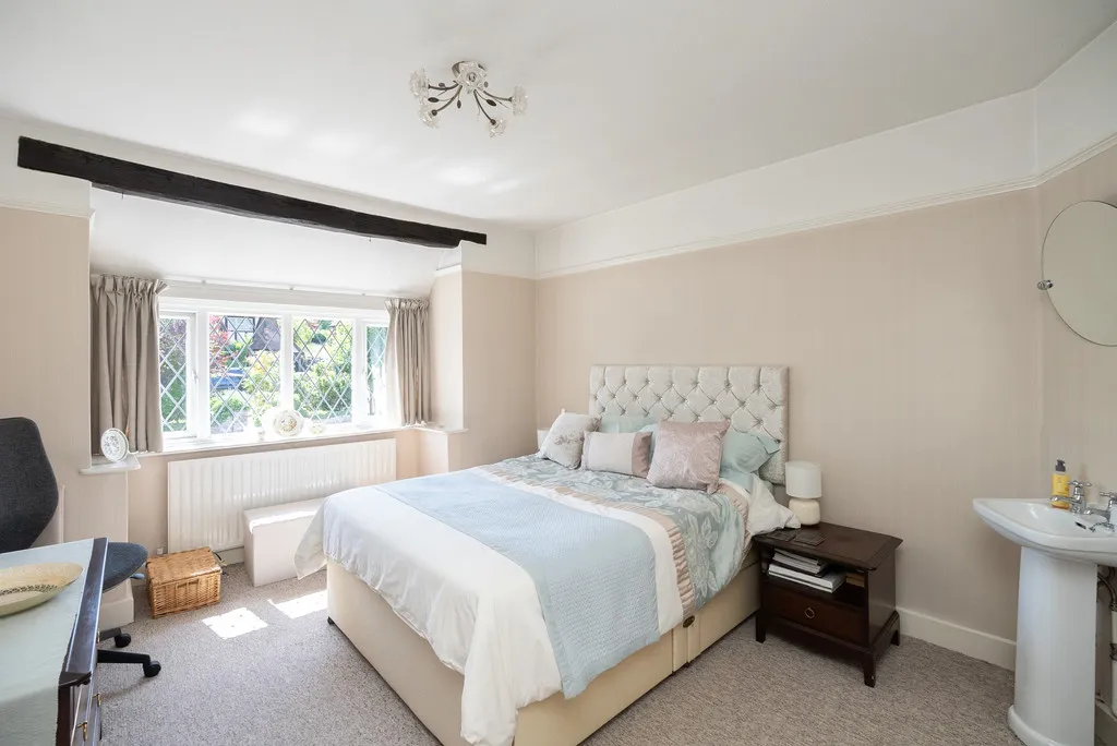 Chichester Road, Dorking, RH4, photo 12