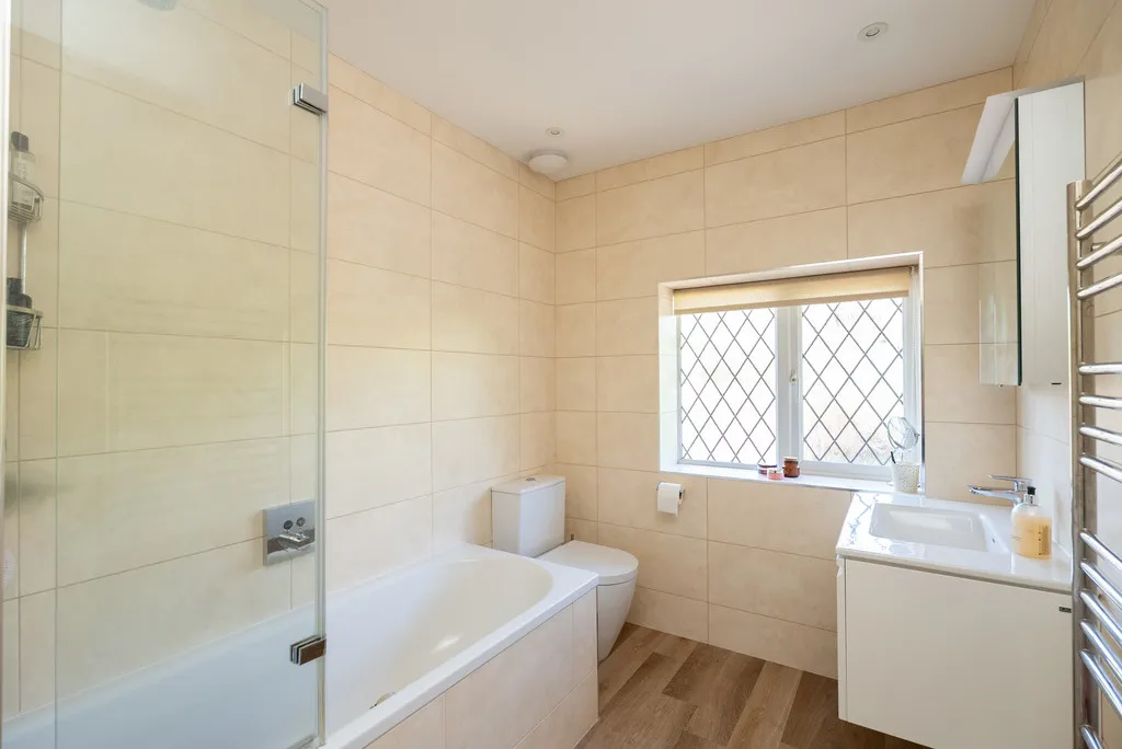 Chichester Road, Dorking, RH4, photo 14