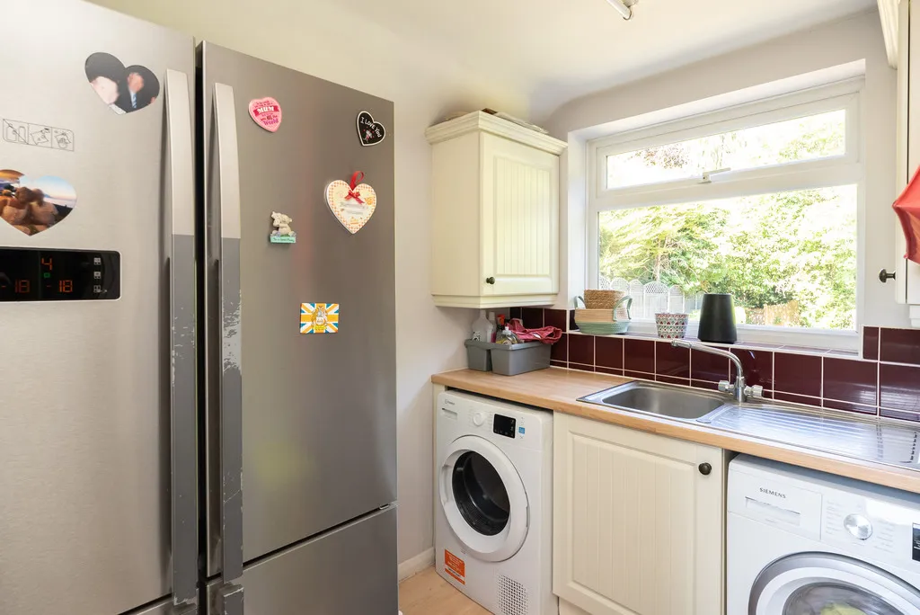 Chichester Road, Dorking, RH4, photo 17