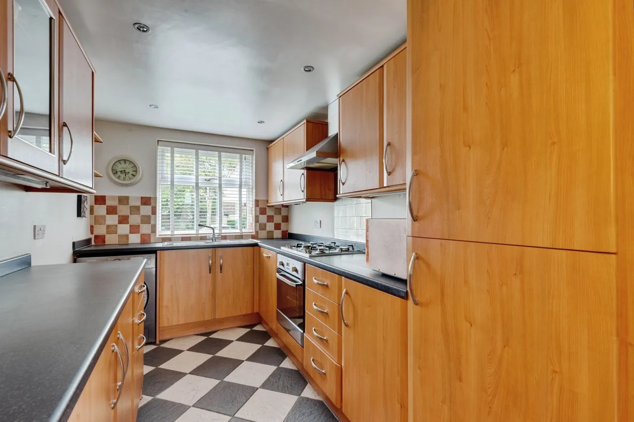 Wellington Gate, Hale Village, L24, photo 8