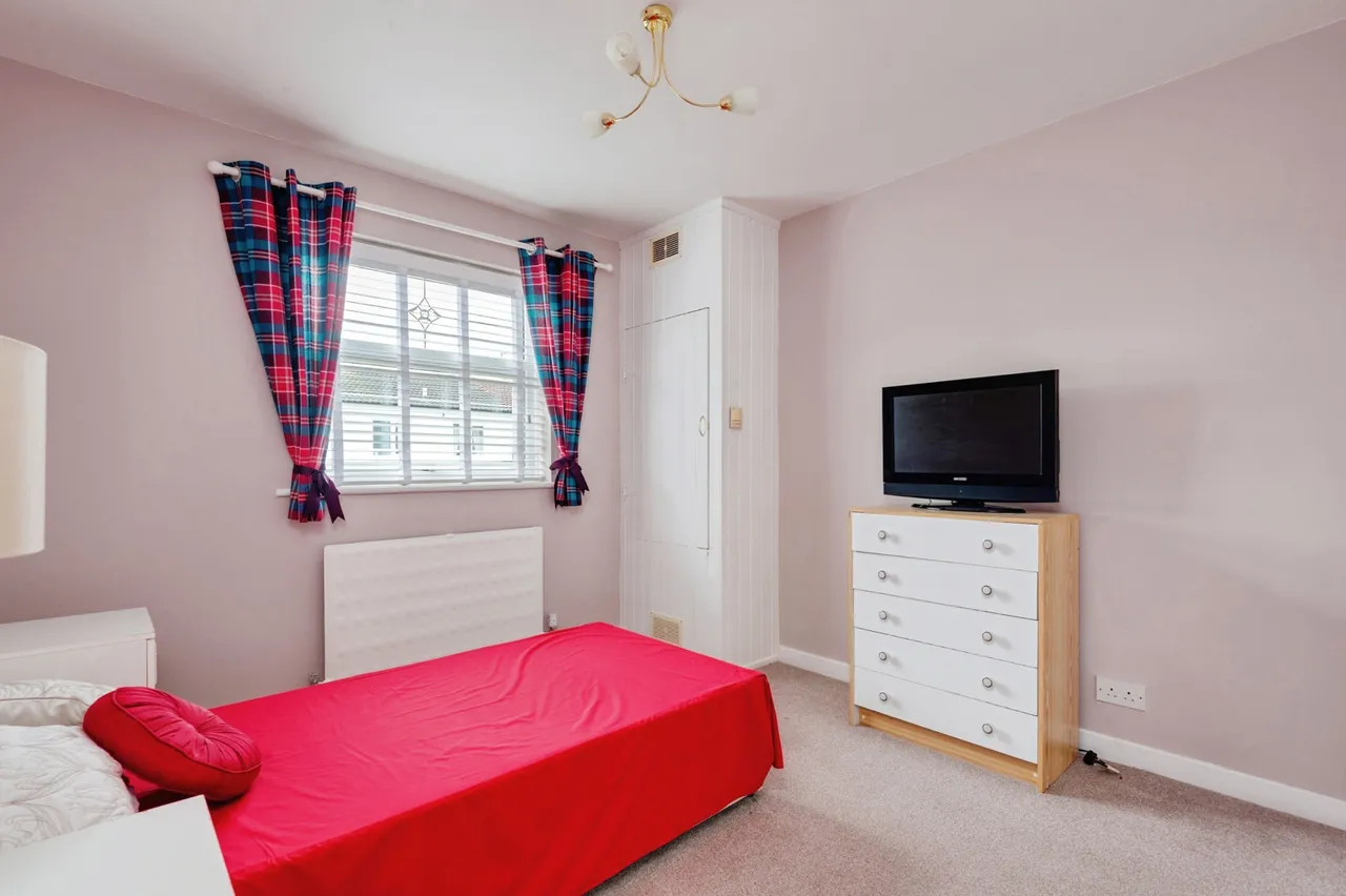 Wellington Gate, Hale Village, L24, photo 12