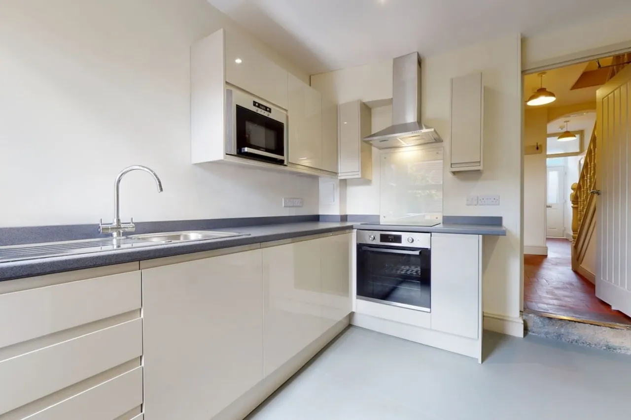 Colmer Road, Yeovil, BA21, photo 7