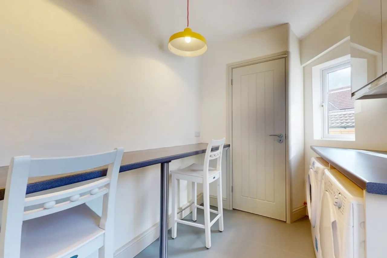 Colmer Road, Yeovil, BA21, photo 8