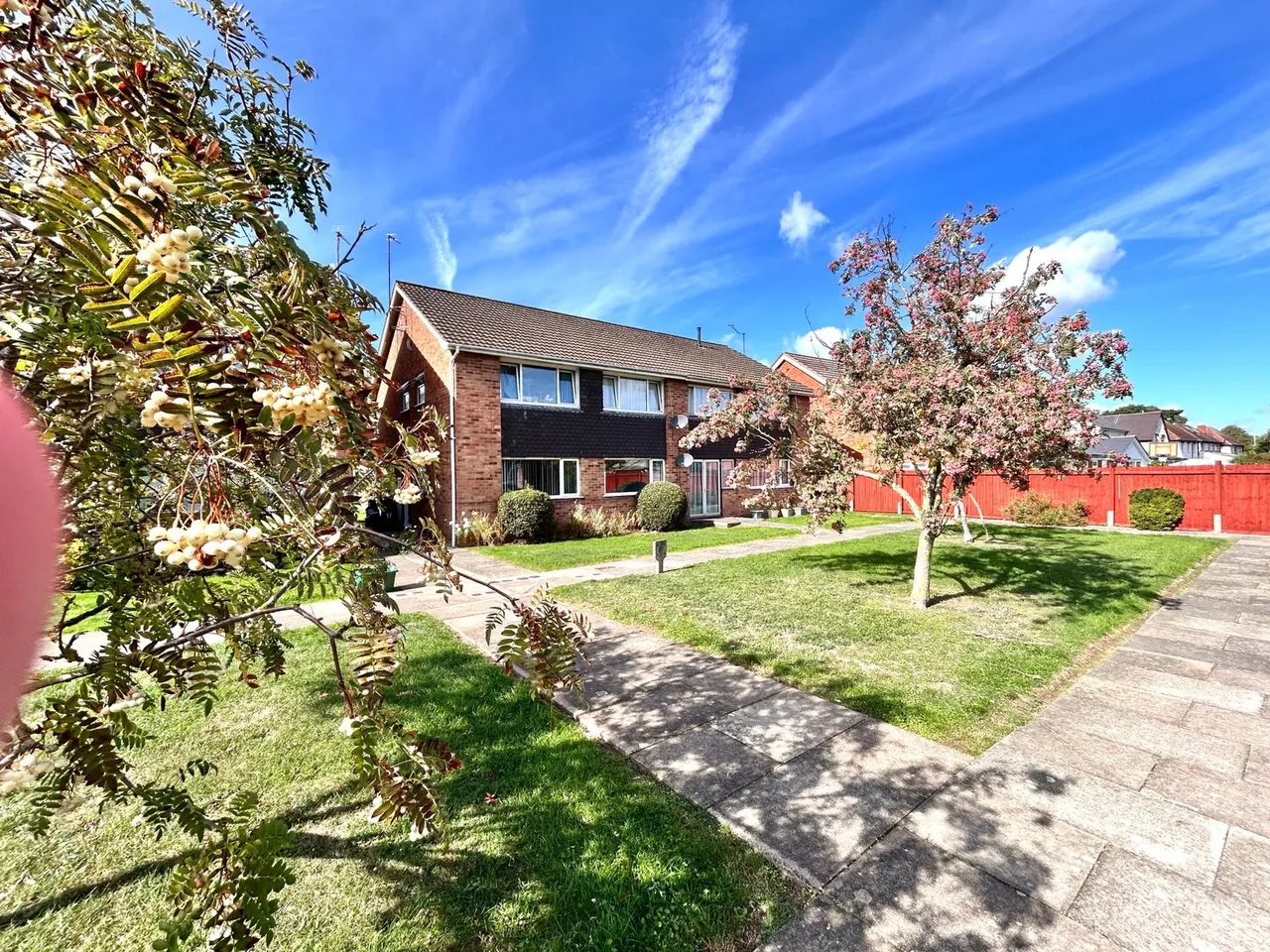 2 bed flat for sale, Bijou Court, Kingsholm