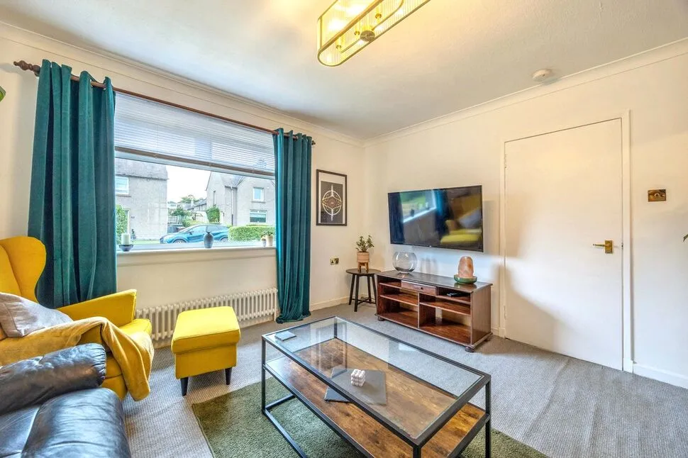 Parkgrove Place, Edinburgh, Midlothian, EH4, photo 5