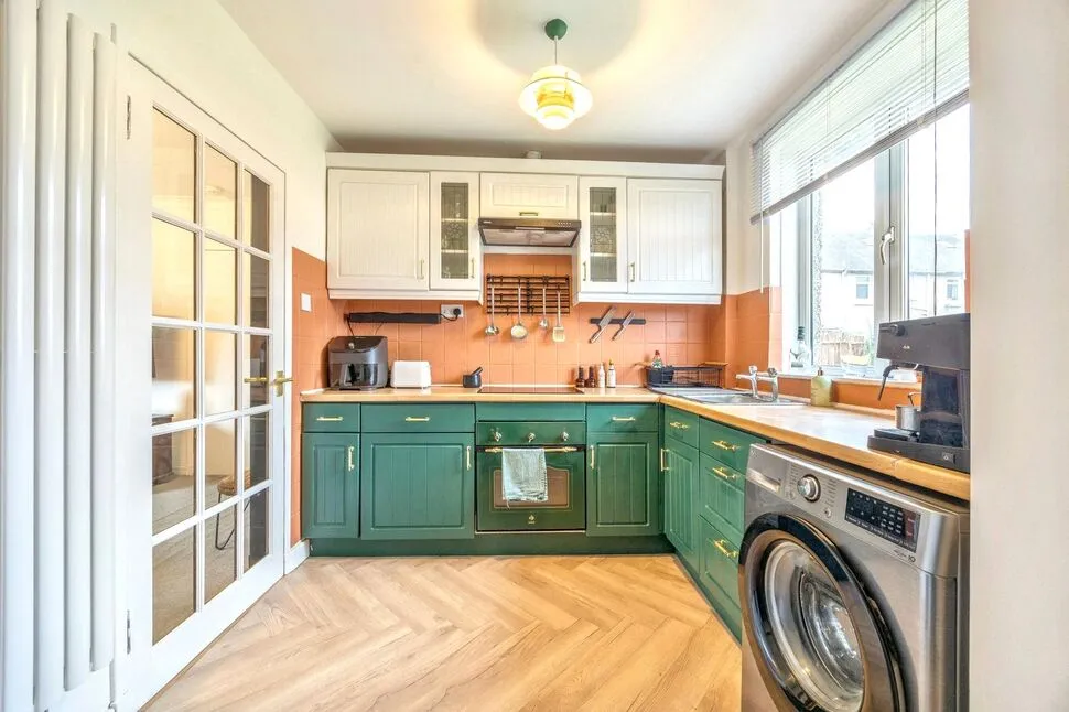Parkgrove Place, Edinburgh, Midlothian, EH4, photo 3
