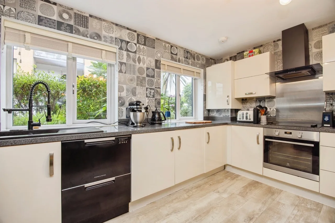 Rashleigh Road, Duporth, PL26, photo 10