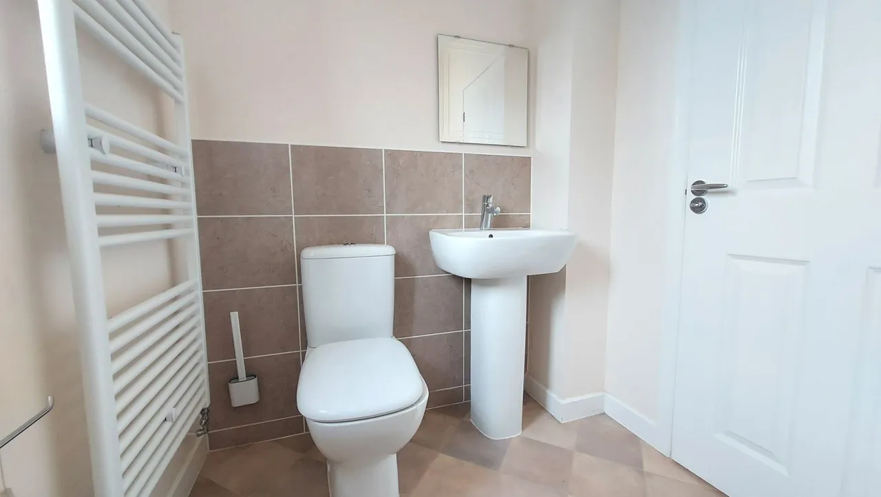 Huntingdon Place, Bourne, PE10, photo 17