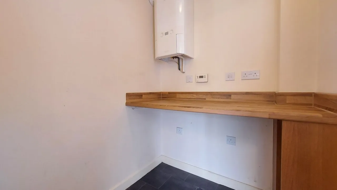 Huntingdon Place, Bourne, PE10, photo 6