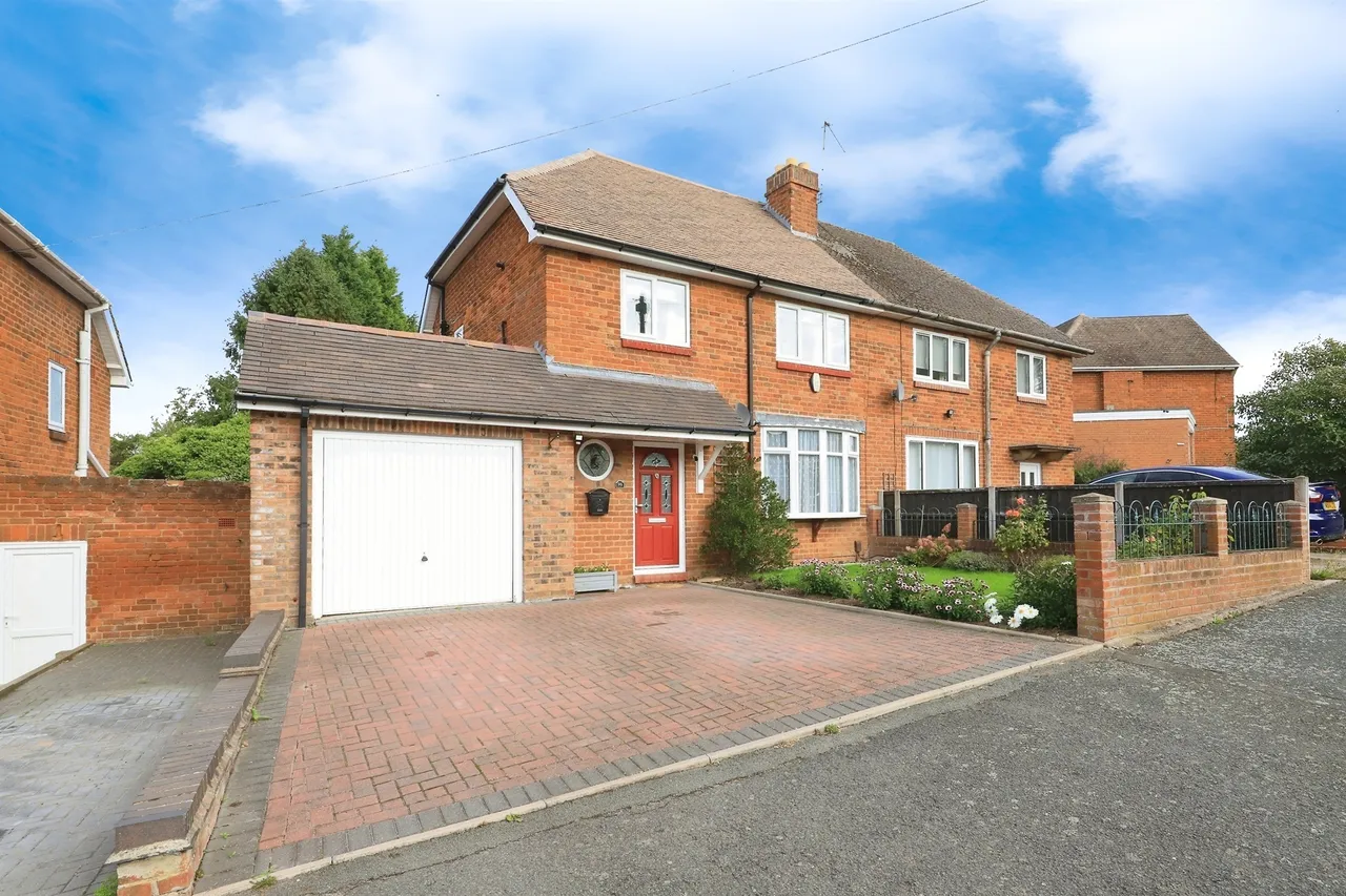 3 bed house for sale — Whittall Drive West, Kidderminster