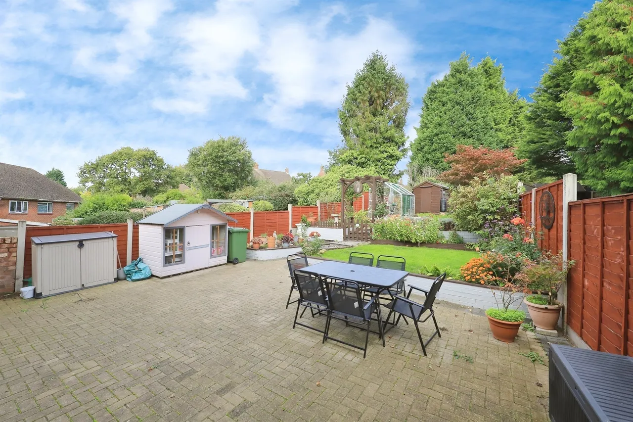 Whittall Drive West, Kidderminster, photo 2