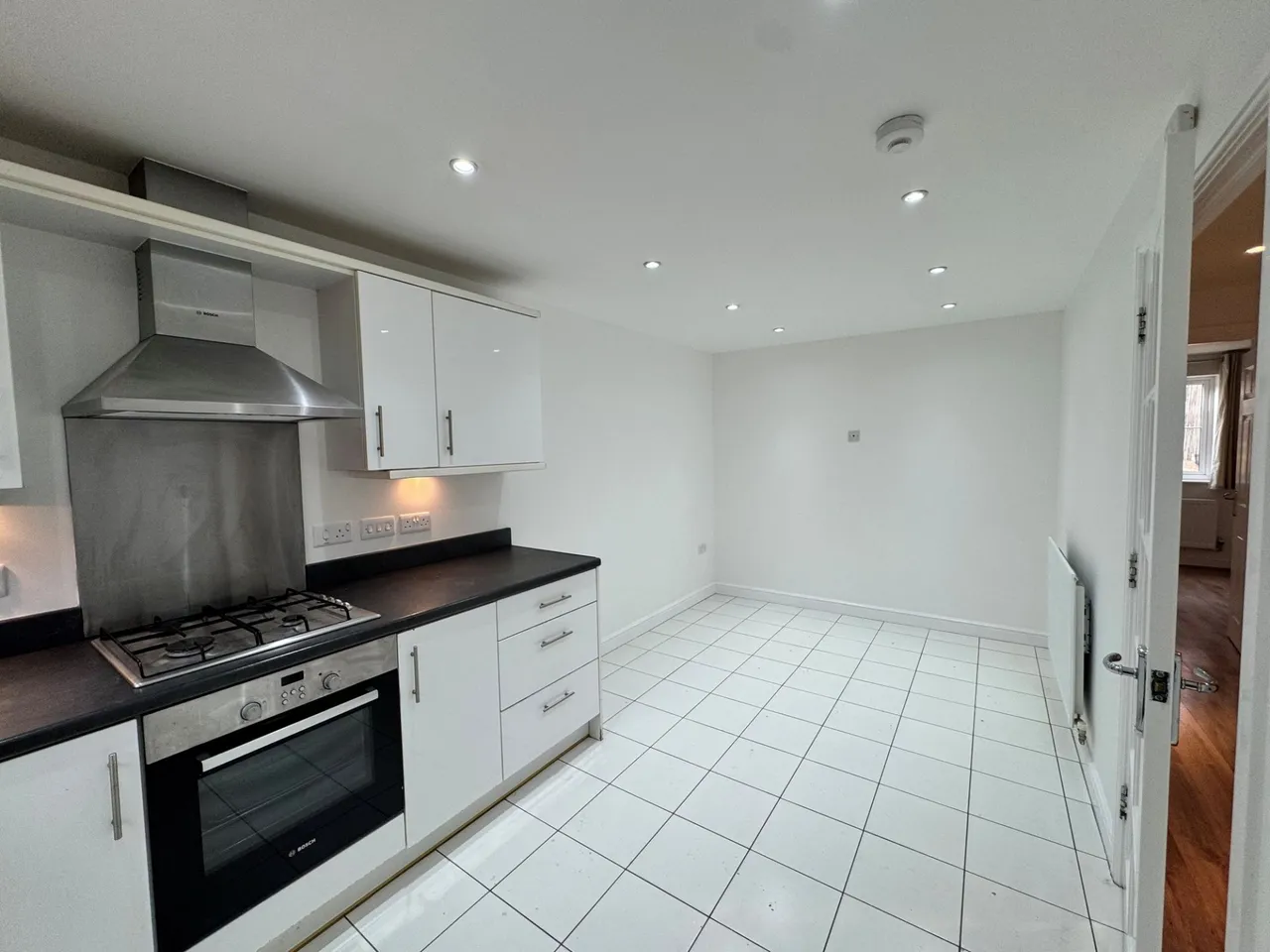 Rosebery Mews, High Wycombe, HP13, photo 7