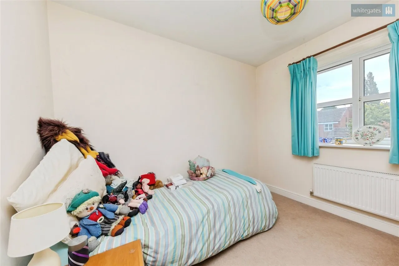 Salisbury Close, Crewe, CW2, photo 16