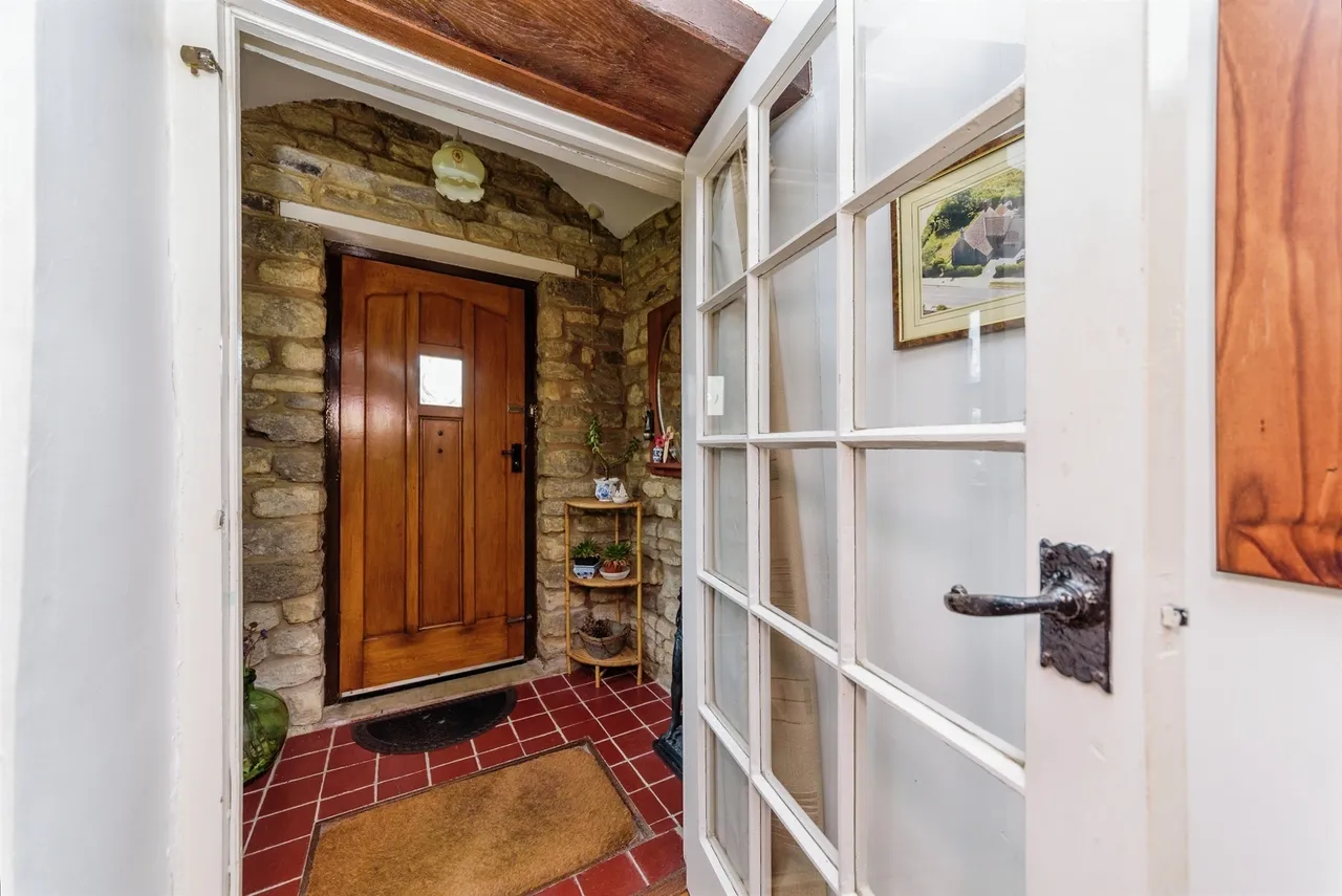 Main Street, Peterborough, PE8, photo 6