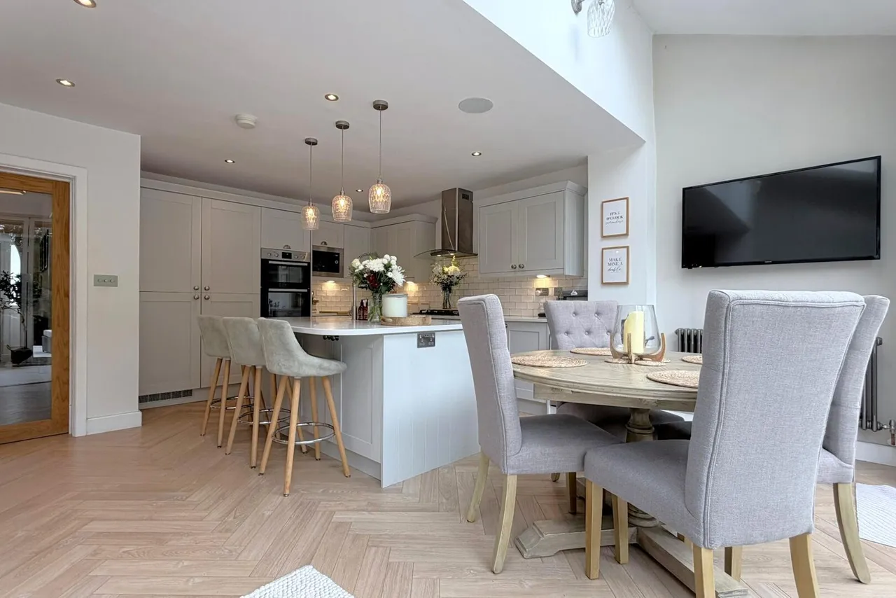Stourbridge Road, Halesowen, photo 8