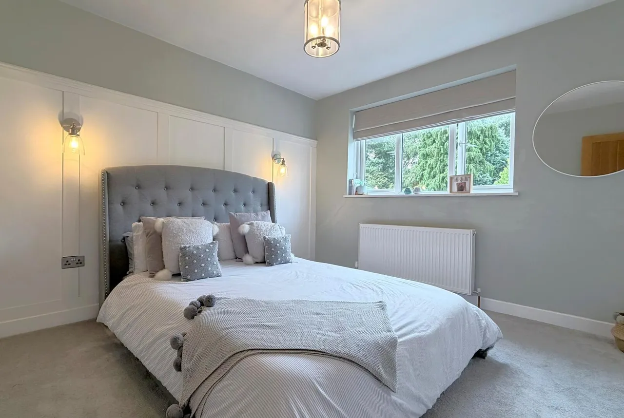 Stourbridge Road, Halesowen, photo 26