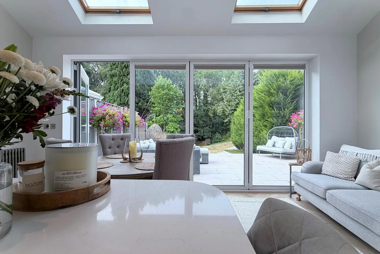 Stourbridge Road, Halesowen, photo 13