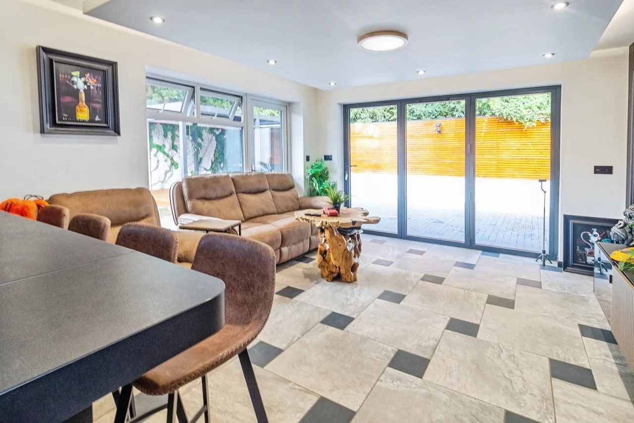 Forest Rise, Eaglestone, Milton Keynes, Buckinghamshire, MK6, photo 8