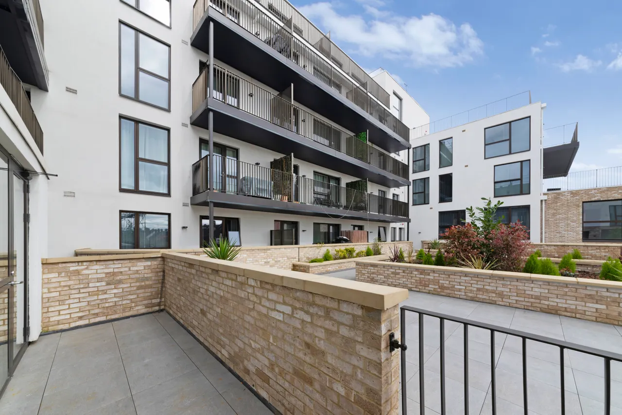 Dollis Hill Avenue, London, NW2, photo 13