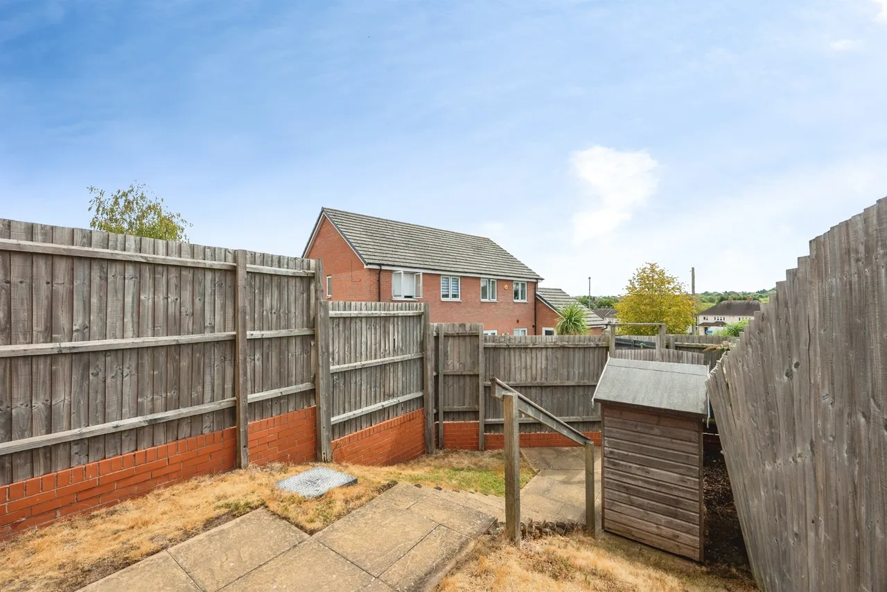 Almondsbury Close, Redditch, photo 10