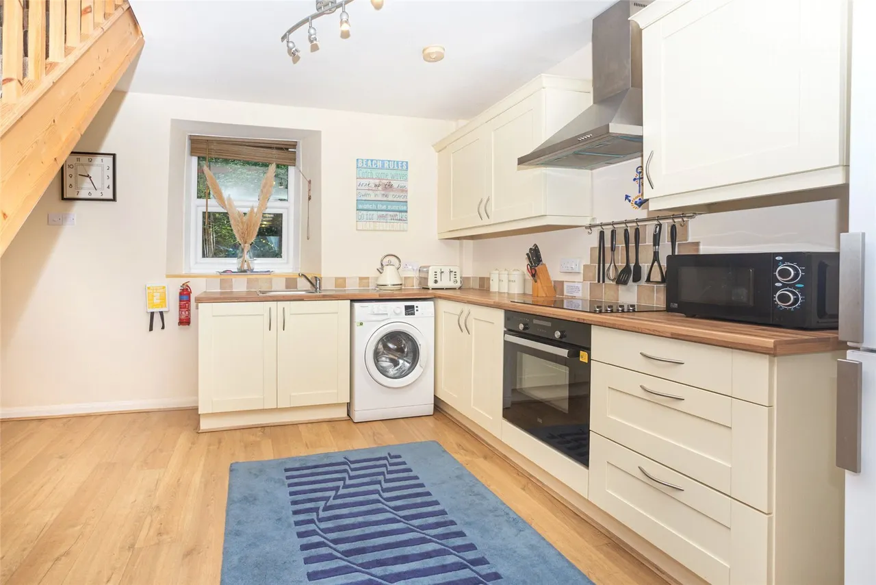 Clynnogfawr, Caernarfon, LL54, photo 3