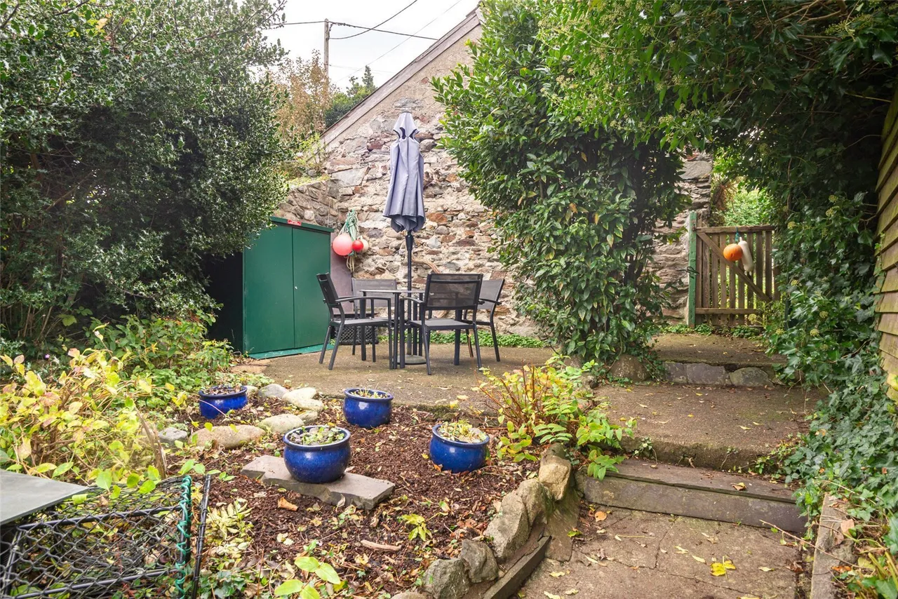 Clynnogfawr, Caernarfon, LL54, photo 11