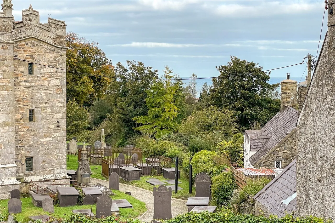 Clynnogfawr, Caernarfon, LL54, photo 14