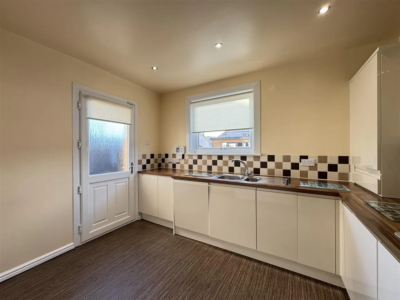 Clyde Avenue, Ferniegair, Hamilton, Lanarkshire, ML3 7TY, photo 5