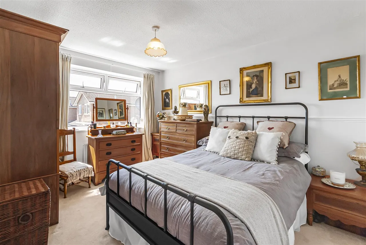 Raylees, Ramsbottom, Bury, BL0 9HW, photo 22