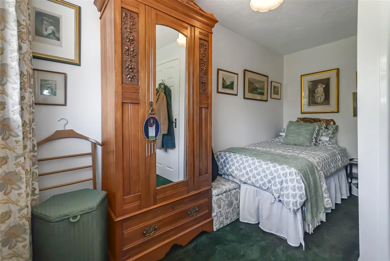 Raylees, Ramsbottom, Bury, BL0 9HW, photo 28
