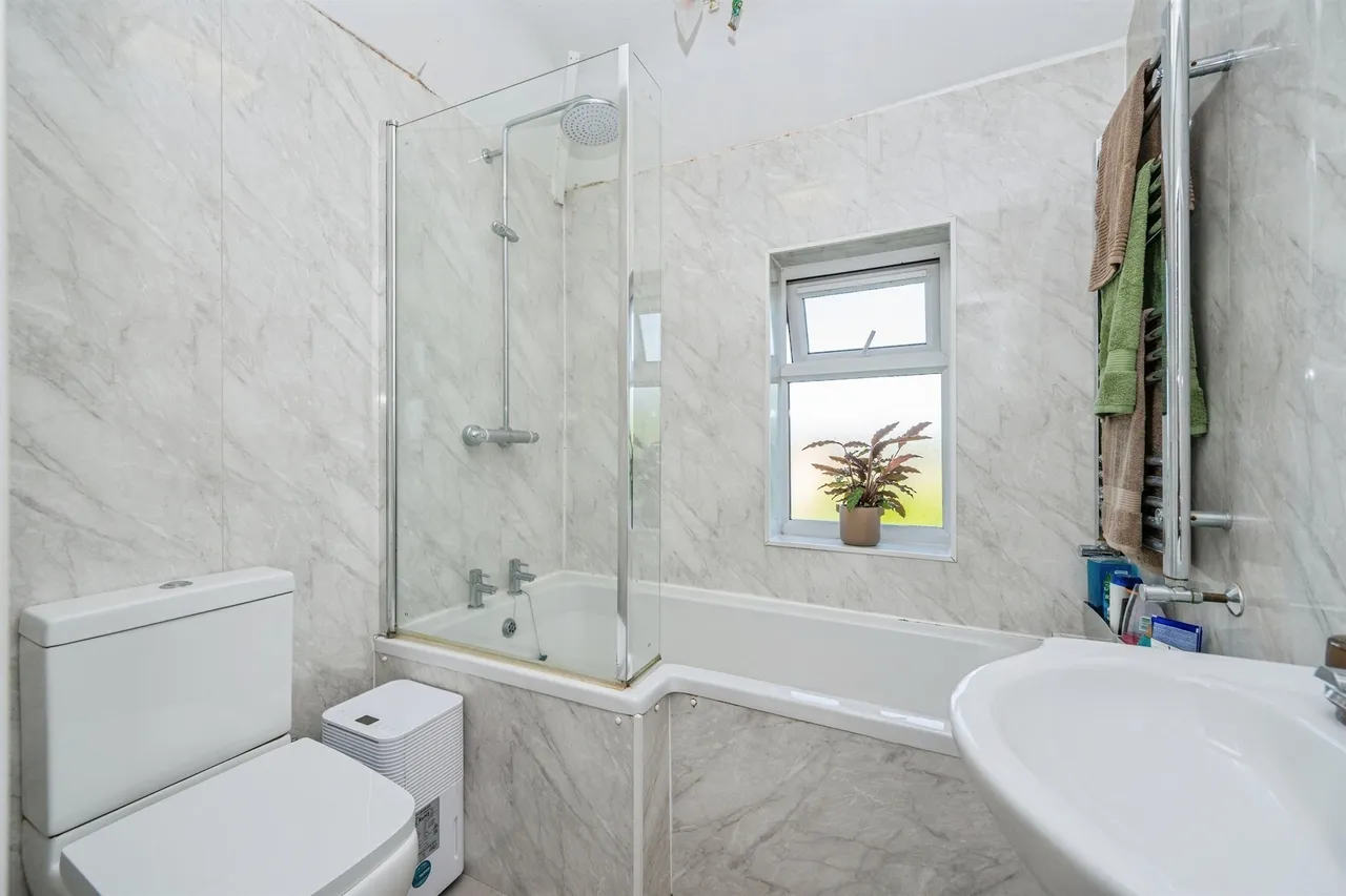 Belper Road, Ashbourne, DE6, photo 8