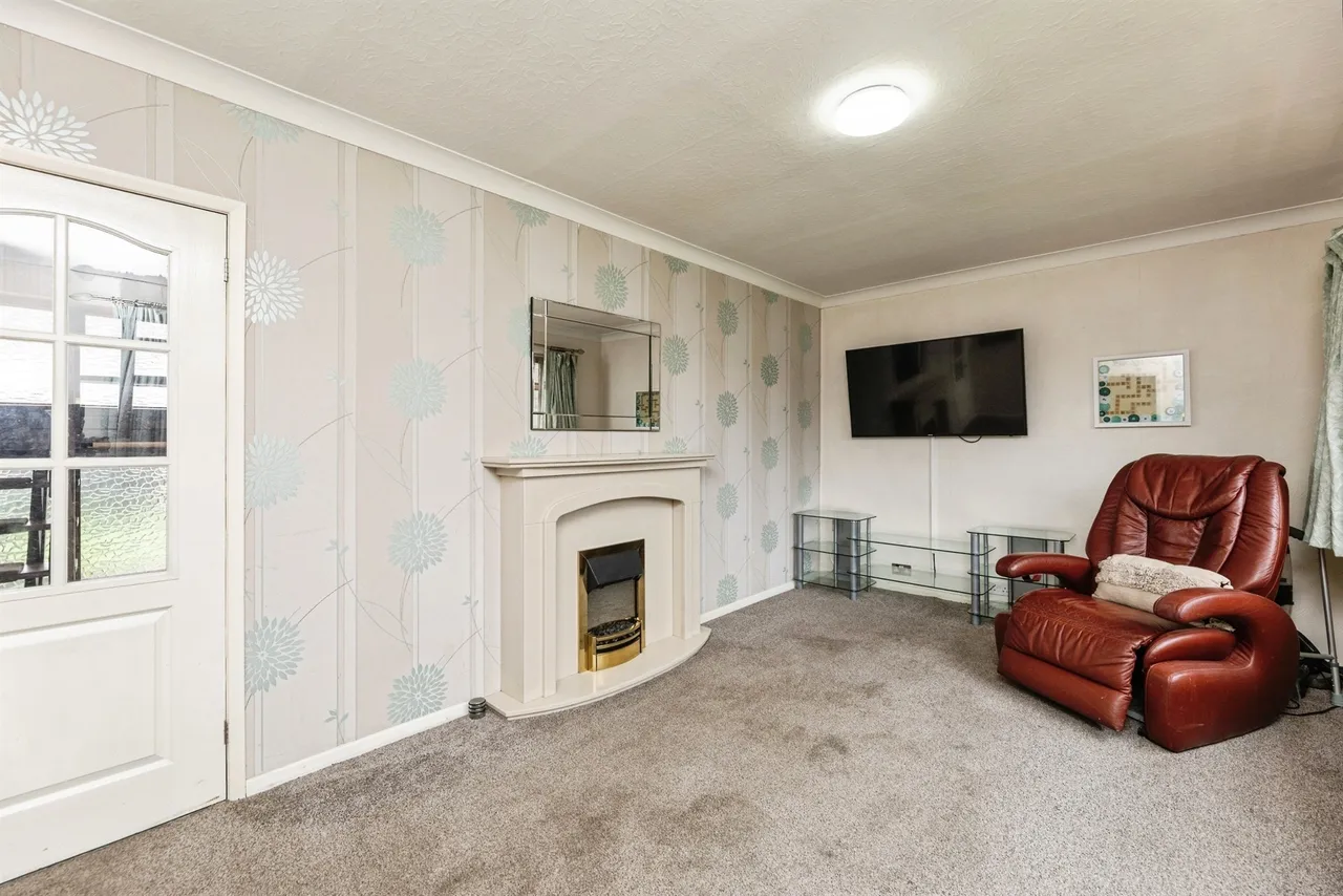 Hembrigg Gardens, Morley, Leeds, photo 5