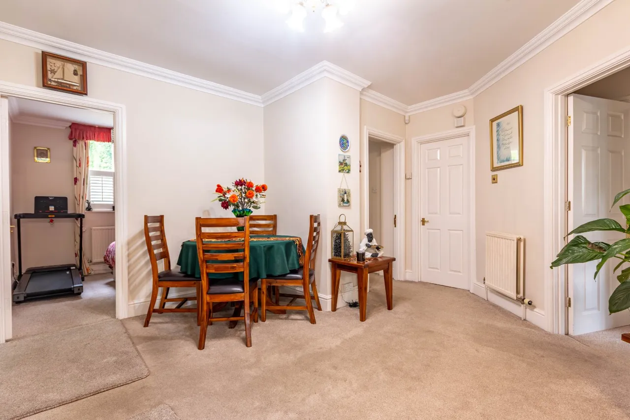 Lady Lane, Bingley, BD16, photo 10