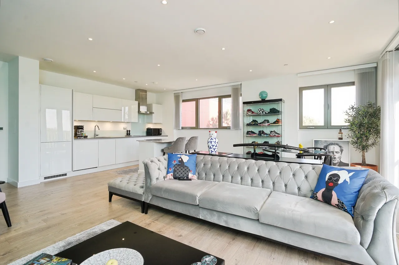 20 Armada Way, London, photo 6
