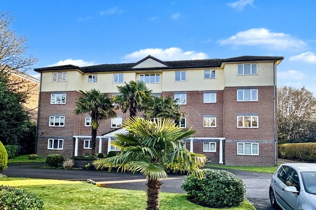 West Cliff Road, Bournemouth, Dorset, BH4, photo 9
