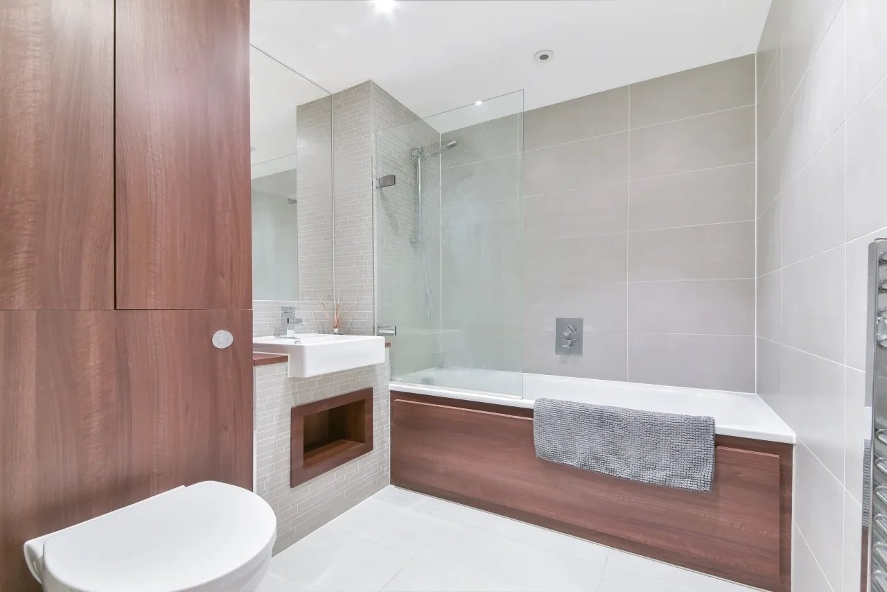 Kara Court, Seven Sea Gardens, Bow, London, E3, photo 4