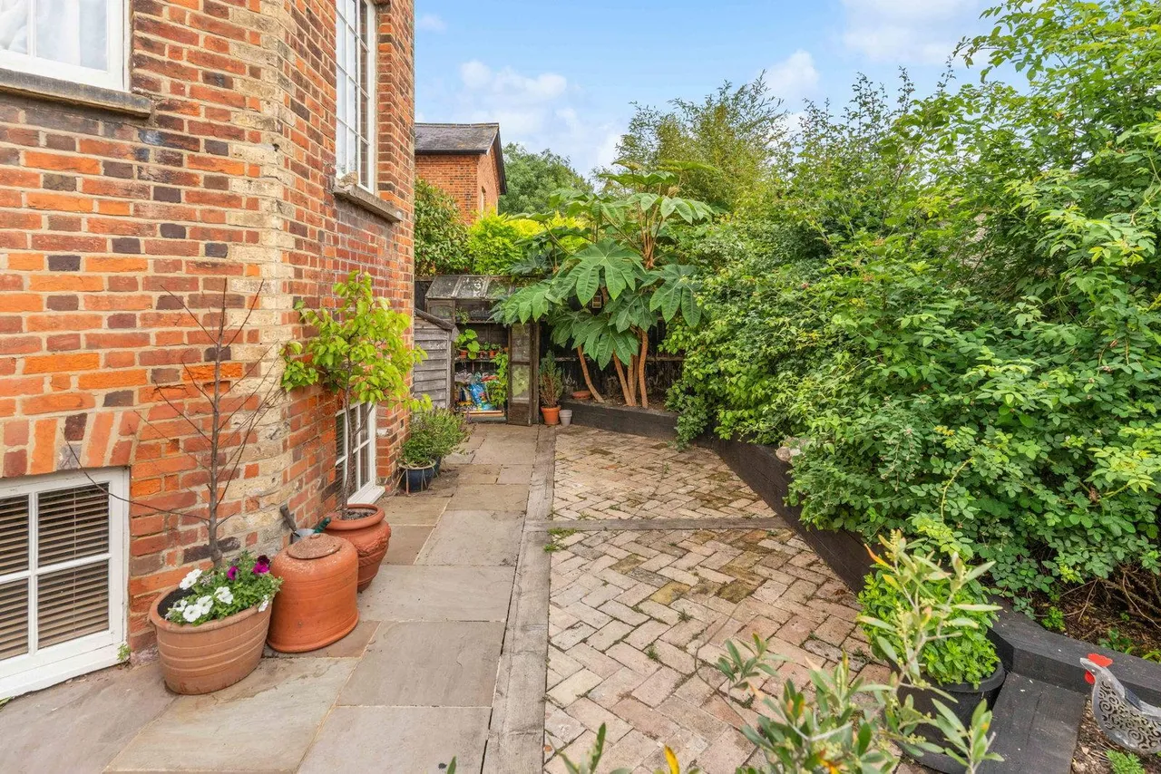 Union Terrace, Buntingford, photo 47