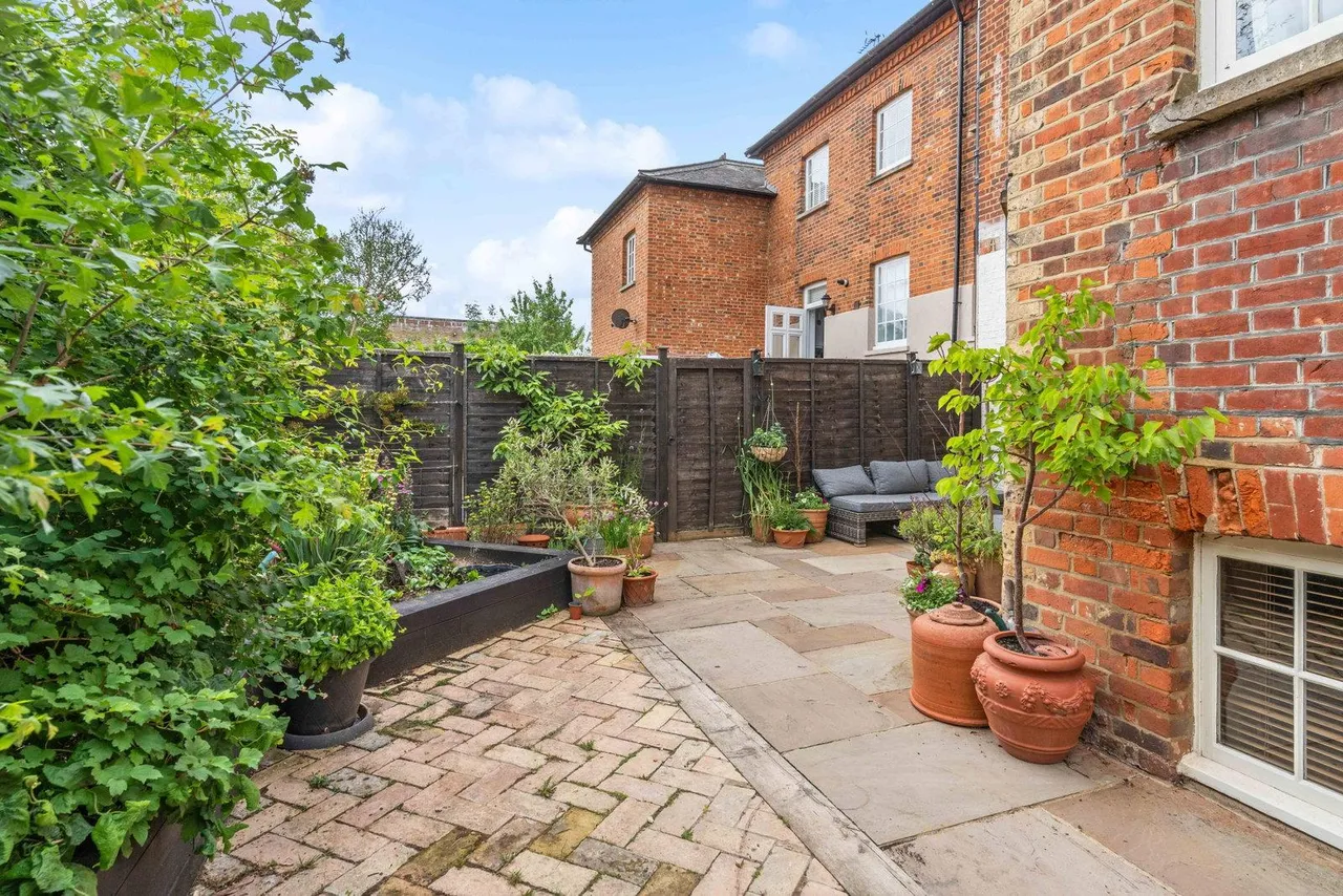 Union Terrace, Buntingford, photo 51
