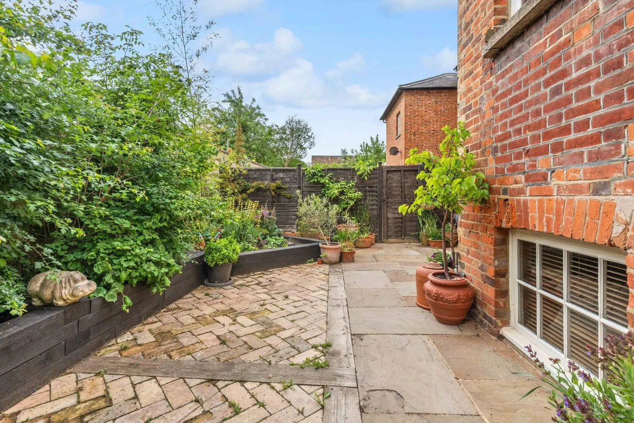 Union Terrace, Buntingford, photo 45