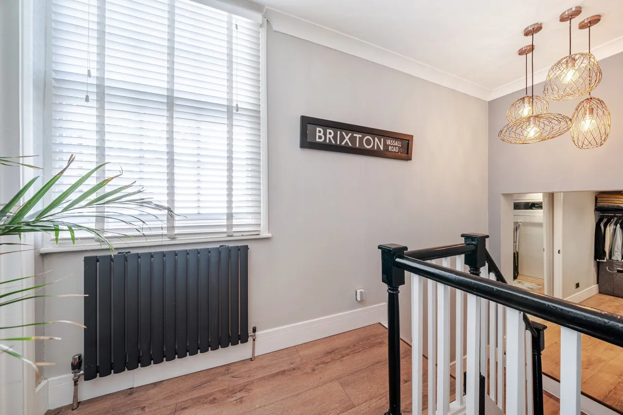 Vassall Road, SW9, photo 2