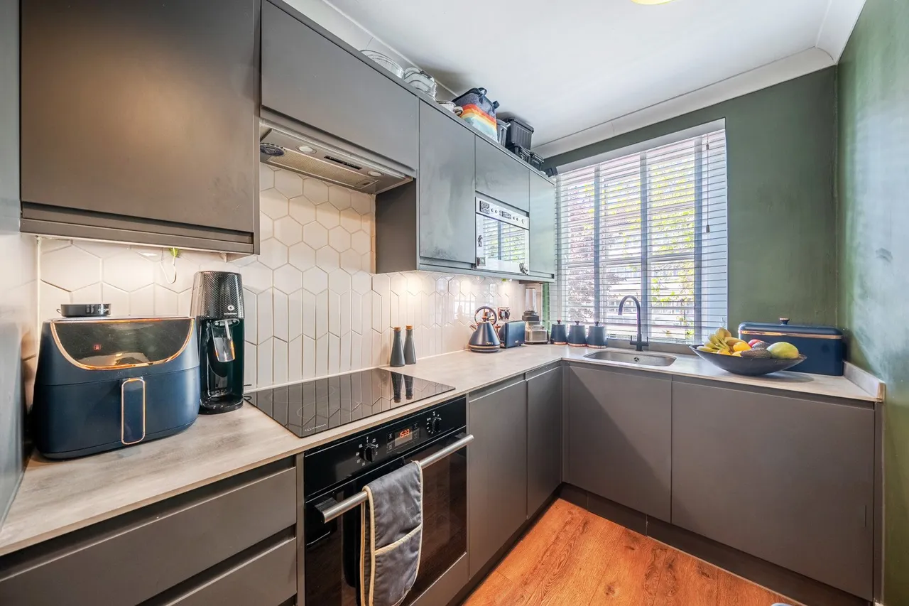 Vassall Road, SW9, photo 6