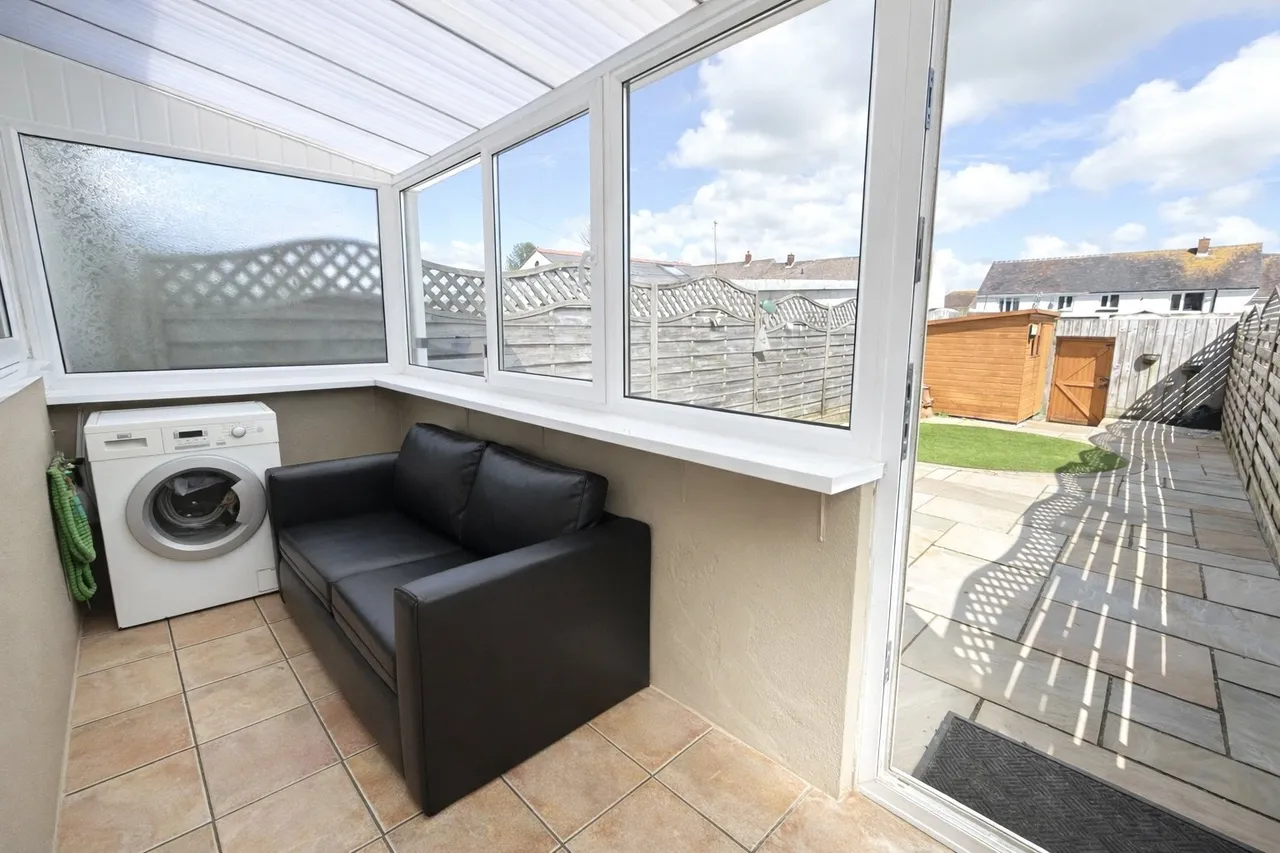 Pill Road, Milford Haven, SA73, photo 7