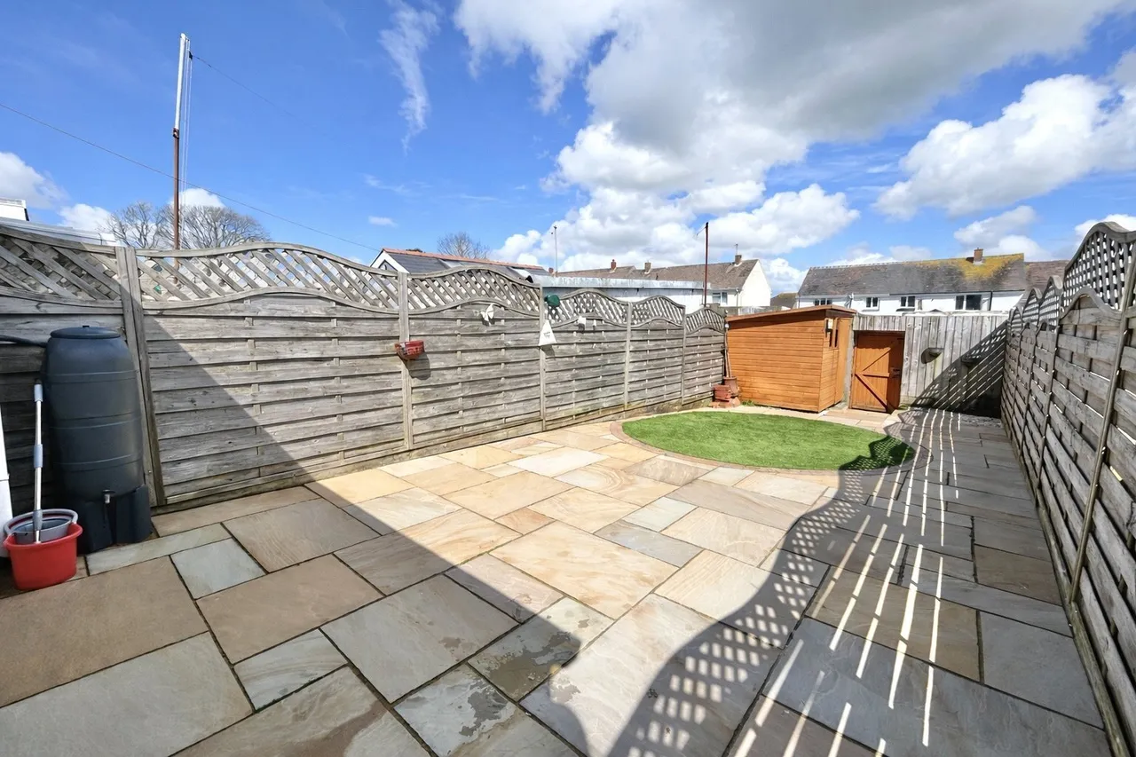Pill Road, Milford Haven, SA73, photo 8